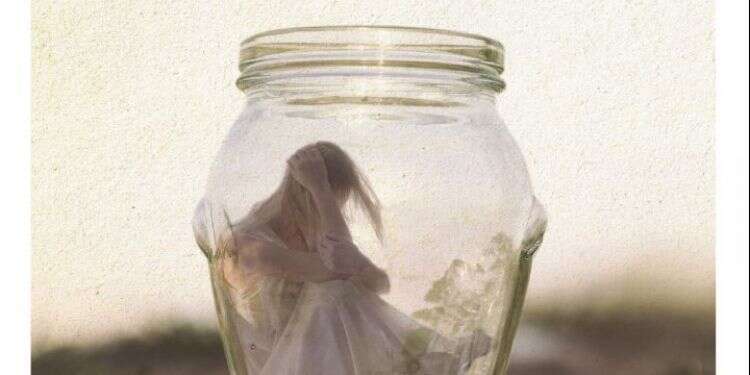 מתכון לעוגיות שבורות
טלי ברייר
צמרת, 74 עמ'