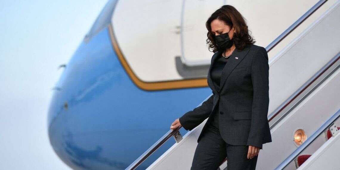 קמלה האריס. צילום: AFP סחרור לקראת התרסקות: מה השתבש עם קמלה האריס?