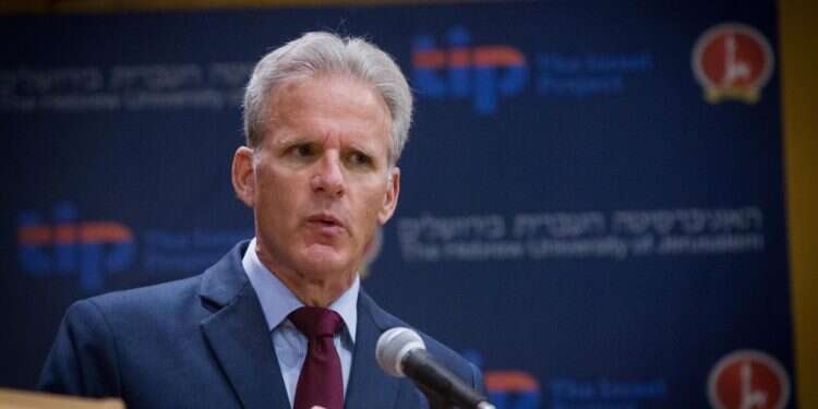 סחרור לקראת התרסקות: מה השתבש עם קמלה האריס?