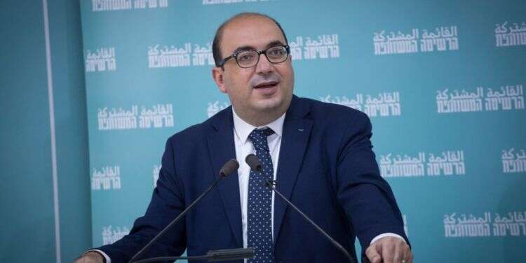 סאמי אבו שחאדה. צילום: מרים אלסטר פלאש 90 "שברו ליהודים את האף": יו"ר בל"ד מעודד את פורעי לוד