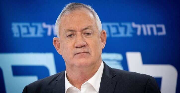 בני גנץ היה אמור להפוך לראש ממשלה היום. מה השתנה?