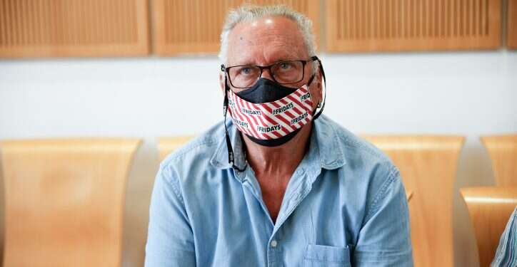 תשעה חודשי שירות לאריה שיף, שירה למוות בפורץ