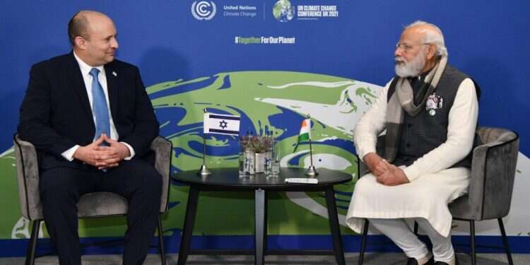 מודי ובנט בוועידת האקלים בגלזגו. צילום: חיים צח/לע "יחסים עמוקים בין שתי תרבויות ייחודיות": בנט ומודי נפגשו