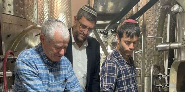 יקב גוש עציון. צילום: יקב גוש עציון "ציון דרך המחבר בין התורה והמסורת לבין חבל ארץ אבותינו"