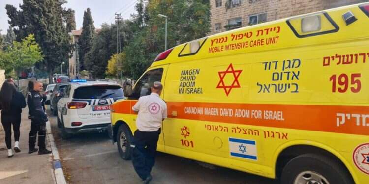 זירת האירוע. צילום: דוברות מד חשד לאירוע ירי סמוך למלון "אוריינט" בירושלים