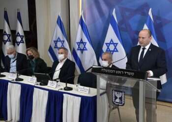 זן ה"אומיקרון": קבינט הקורונה יתכנס לדון בהגבלות