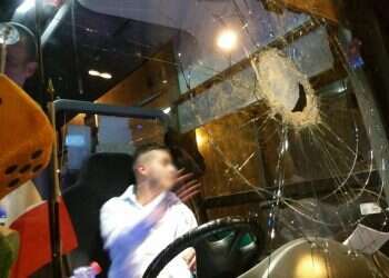 נסיעת בלהות: אוטובוס נרגם באבנים בדרכו לאילת