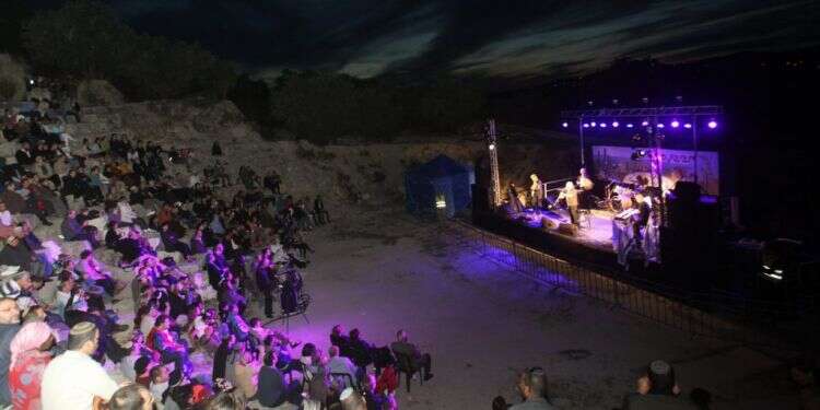 בזמן בילוי, הציוני־דתי קרוב יותר למוקד