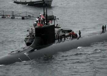 תקרית מסתורית: צוללת גרעינית אמריקנית התנגשה ב"הר תת-ימי"