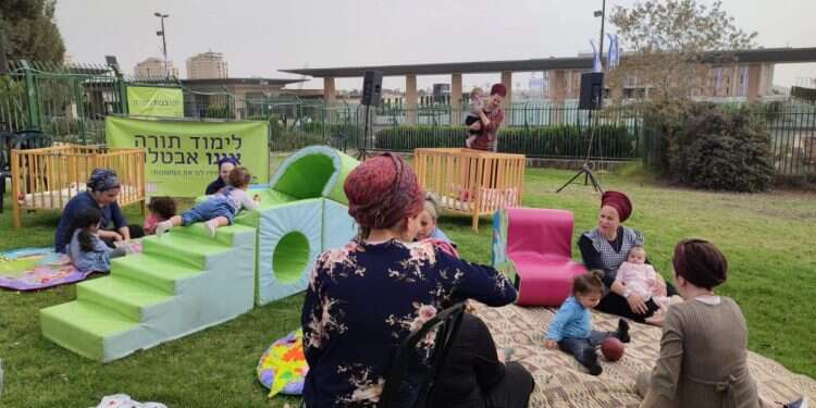 מחאת לקראת דיון בבג"ץ: נשות האברכים יקימו "מעון מחאה" מול בית המשפט העליון