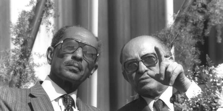 מתוך סרטו של ג׳ונתן גרובר אודות מנחם בגין ״מהפך- המסע של מנחם בגין״. צילום