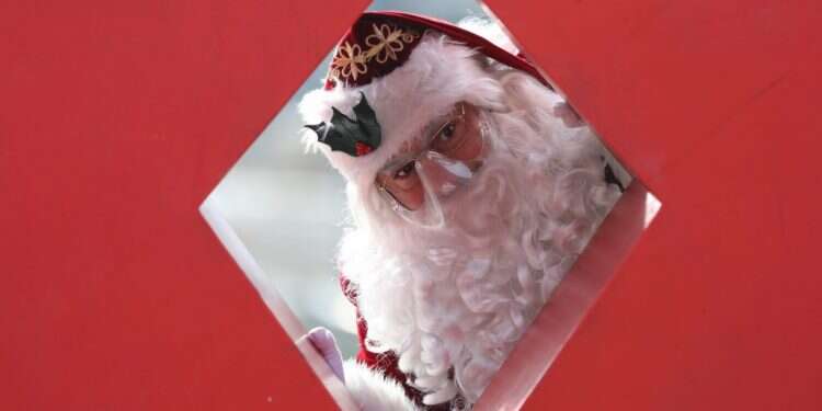 המאבק הקיומי בישראל כיום הוא לא בין יהדות לנצרות אלא בין קודש לחול