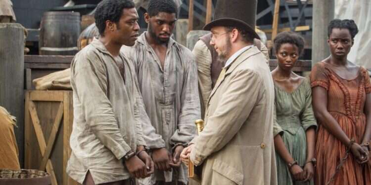 עבד שרצה לזכות בחירותו נאלץ להוכיח את יכולתו לקרוא שלושה פרקי תהילים בעברית. אילוסטרציה מתוך הסרט