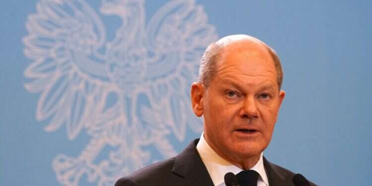 ראש הממשלה נפתלי בנט שוחח עם קנצלר גרמניה הנכנס