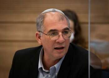 אורבך וכלפון מאיימים להצביע נגד חוק הגיור של ישראל ביתנו