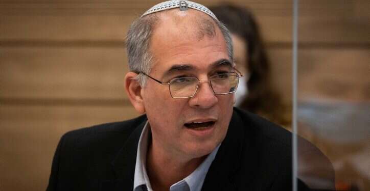 ח אורבך וכלפון מאיימים להצביע נגד חוק הגיור של ישראל ביתנו