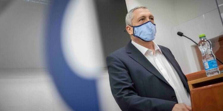 ההגנה תדרוש להפחית ממשקל עדות חפץ, שנחקר בנוקשות