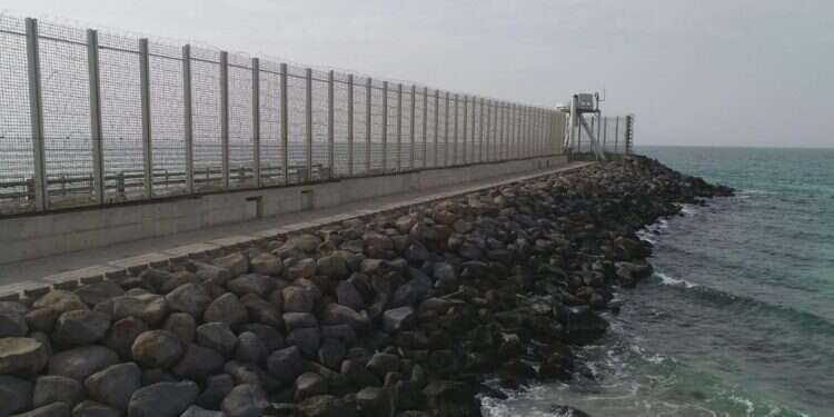 בתום שלוש וחצי שנים: הושלמה בניית המכשול סביב רצועת עזה