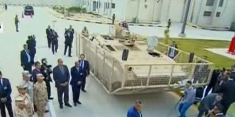 הצבא המצרי מביט קדימה ומשיק משוריין חדש ומשוכלל