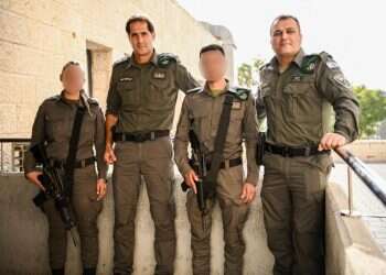 הנשקים הוחזרו ללוחמים שניטרלו את המחבל בשער שכם