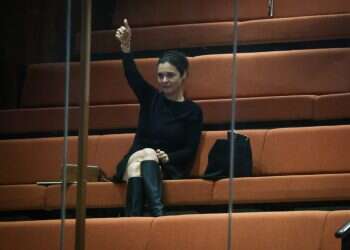 חוקים, טענות להפרת בידוד ואי קיזוזים: לילה לבן בכנסת