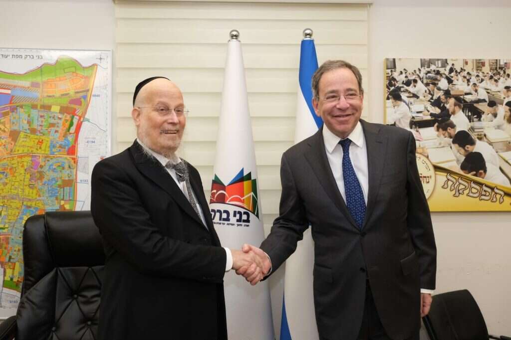 תומאס ריצ'רד ניידס ואברהם רובינשטיין. צילום: שוקי לרר