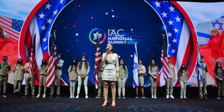 קרובים רחוקים: הישראלים בארצות הברית מבקשים להשקיע בזהות היהודית