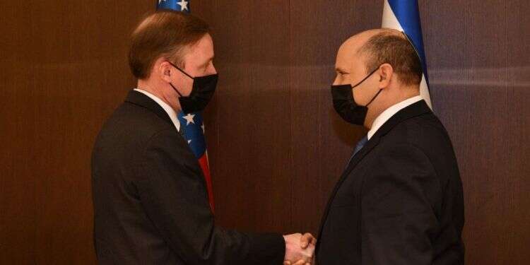 "בנקודת זמן קריטית": הגרעין האיראני בלב פגישתם של בנט וסאליבן