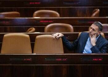 "לא הגיוני": ראש מערך הגיור היוצא מתבטא לראשונה על הסערה סביבו