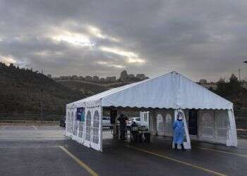 ימי האומיקרון: ראש הממשלה מבקש להחמיר את מגבלות הקורונה