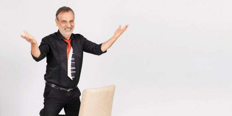 אסף אשתר: "אני לא יכול לעמוד בפני קרמבו וניל, הפשוט הזה מהסופר"