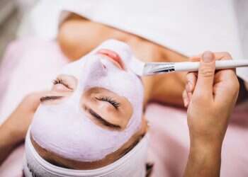 מדוע כל קוסמטיקאית צריכה לעשות ביטוח לעסק?