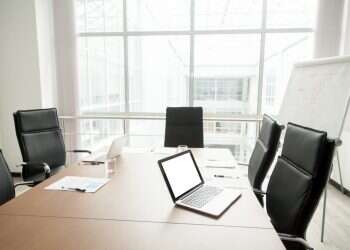 מהו כיסא אורתופדי ומה ההבדל בינו לבין כיסא ארגונומי?