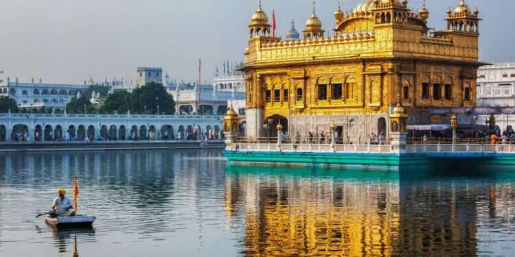 רצח בקודש הקודשים