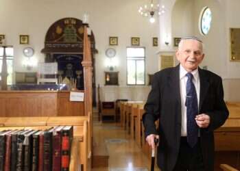 לקראת עשרה בטבת: שורד השואה אהרון וייס בעדות מטלטלת