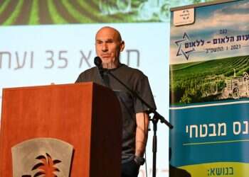 "כמו הרומאים במצדה, רק מצור על עזה ישבור את רוחו של חמאס"