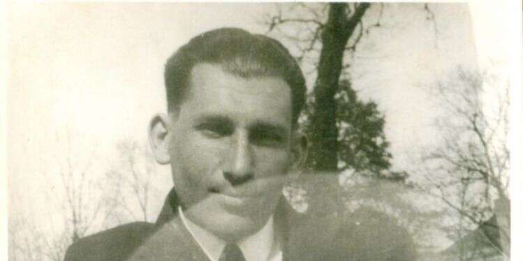 קומץ לוחמים שביצעו עשרות פעולות נועזות. אברהם שטרן (יאיר), 1934. צילום: באדיבות מכון ז'בוטינסקי בישראל