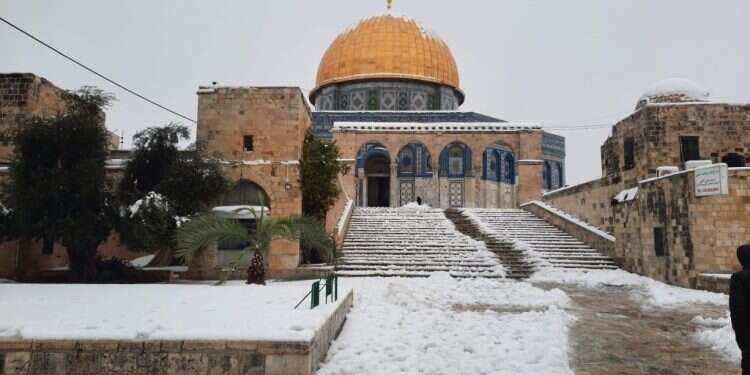 כבר לא קדוש: הר הבית נותר מחוץ לחוק