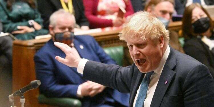 ג'ונסון בשעת השאלות והתשובות. ווסטמינסטר. צילום: איי .אף. פיי פרשת מסיבות הקורונה: ג'ונסון מסרב להתפטר, בינתיים