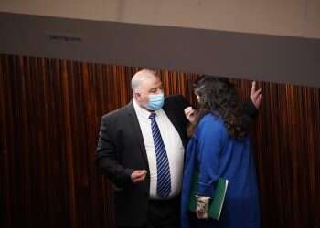 בלי רע"ם: חוק מהקואליציה עבר בעזרת קולות האופוזיציה