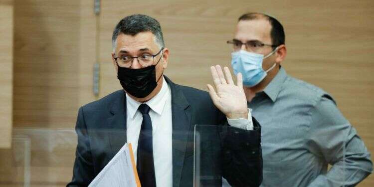 גדעון סער ושמחה רוטמן. צילום: אוליבייה פיטוסי, פלאש 90