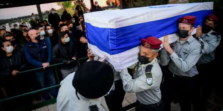 אופק אהרון בלט ב"מנהיגות ודבקות במשימה", איתמר אלחרר "דאג לחיילים שלו"