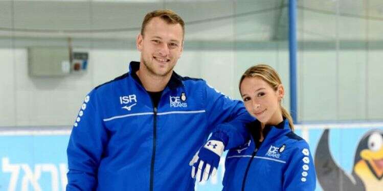 יבגני קרסנופולסקי והיילי קופס.