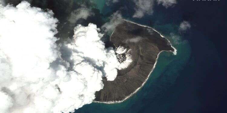 מומחים מסבירים: מדוע התפרצות הר הגעש בטונגה הייתה עוצמתית כל כך?