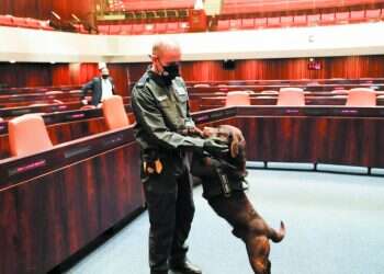 מאחורי הקלעים של הכנסת: המקומות המיוחדים והגיבורים השקטים