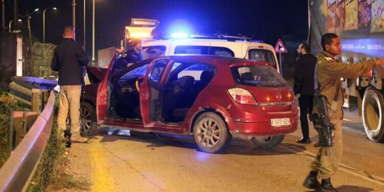 פיגוע דריסה בבנימין: לוחם צה"ל נפצע בינוני