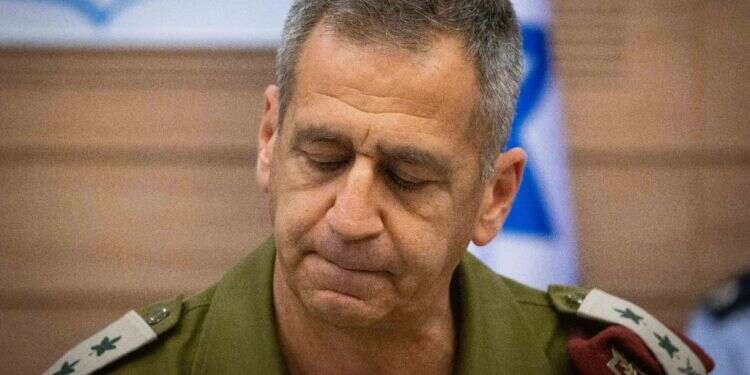 אביב כוכבי. צילום: יונתן זינדל פלאש90 עושים חושבים: יום למידה כלל־צה"לי בעקבות האסונות באגוז ובחיל האוויר