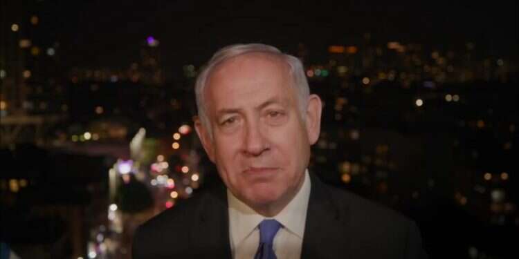 צילום מסך מתוך השידור החי בפייסבוק של יו נתניהו תוקף: "בנט, אזרחי ישראל מבינים שלמענם אתה לא עושה כלום"