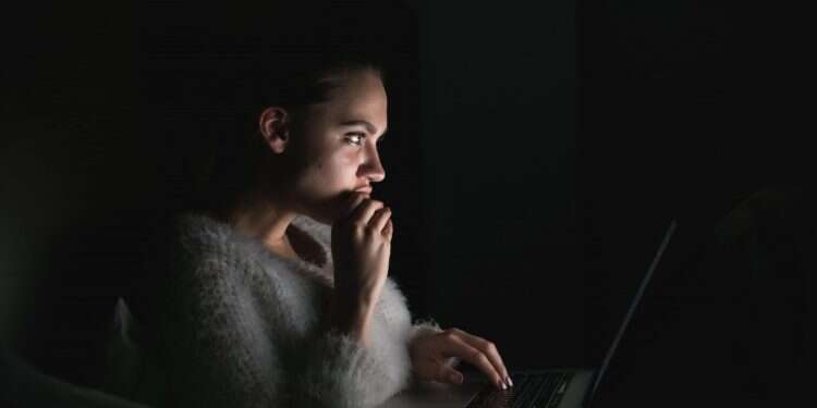 לאהוב אותך: התמודדות נשים עם צפייה בפורנוגרפיה