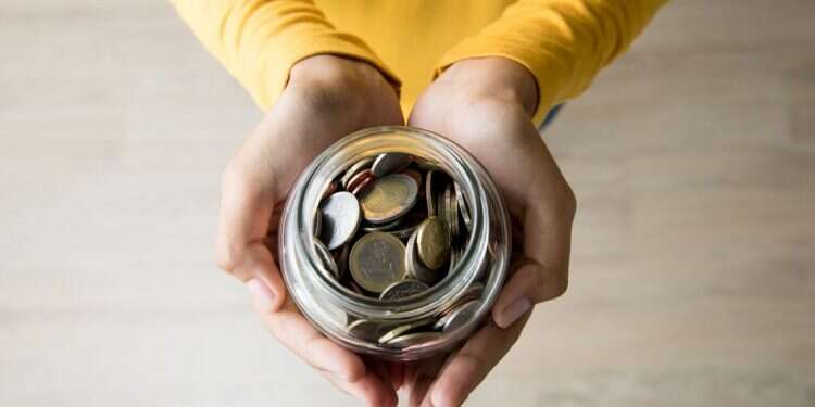 צילום: שאטרסטוק מה לימדו אתכן על כסף?